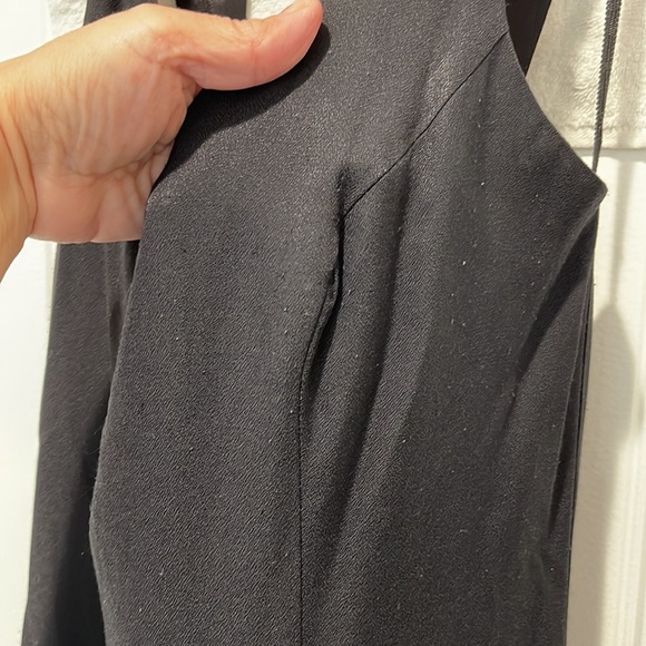 Long, ankle length black dress. Good condition. Cross cross back. - Picture 4 of 7